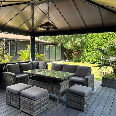 Millers House Boutique B&B إيمسوورث المظهر الخارجي الصورة