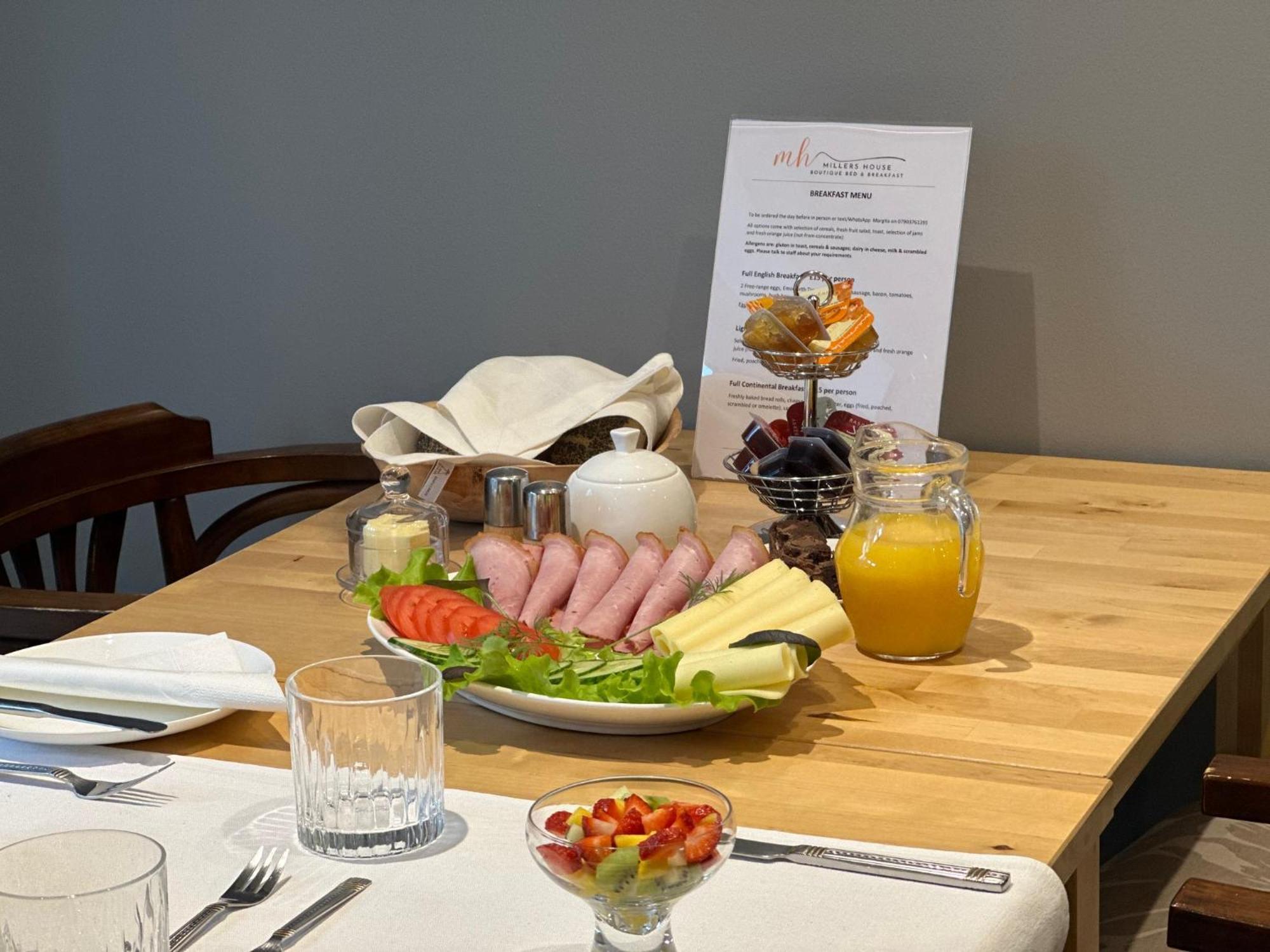 Millers House Boutique B&B إيمسوورث المظهر الخارجي الصورة