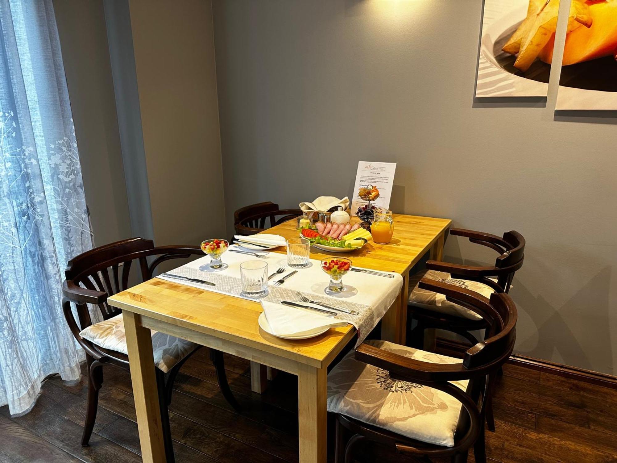 Millers House Boutique B&B إيمسوورث المظهر الخارجي الصورة