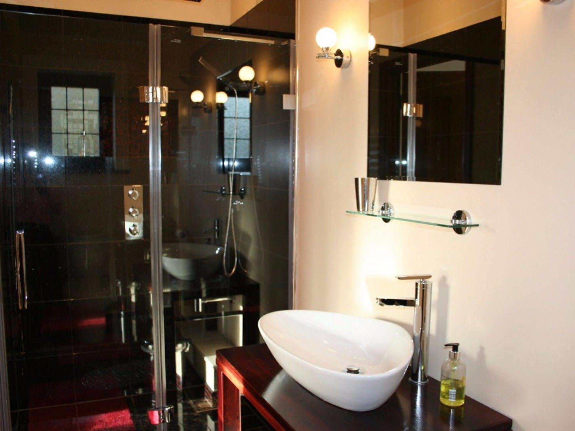 Millers House Boutique B&B إيمسوورث المظهر الخارجي الصورة